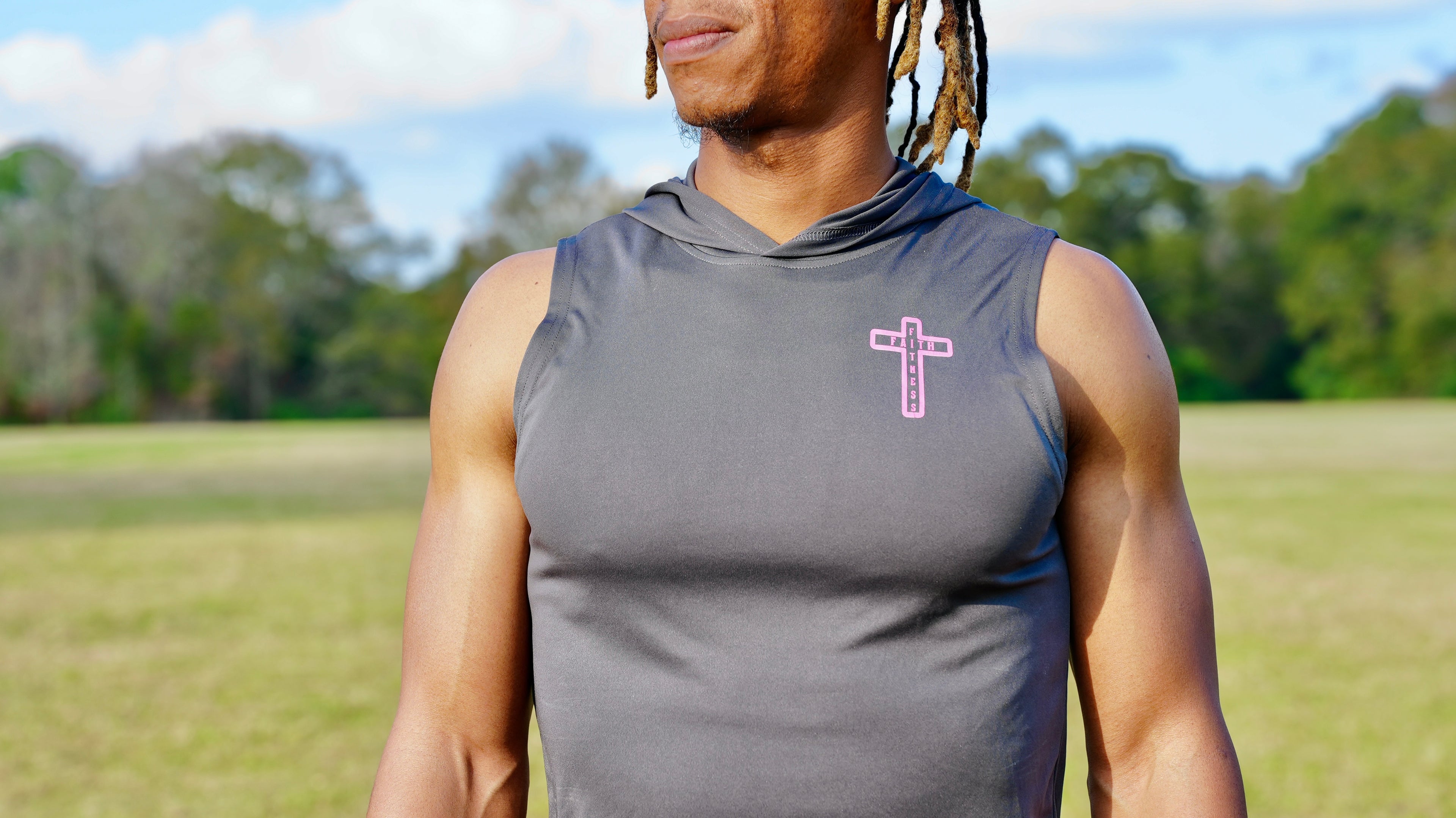 F&F Sleevless Hoodie